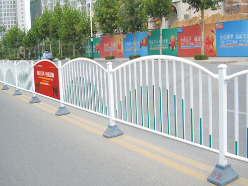 市政道路護(hù)欄1 市政道路護(hù)欄1